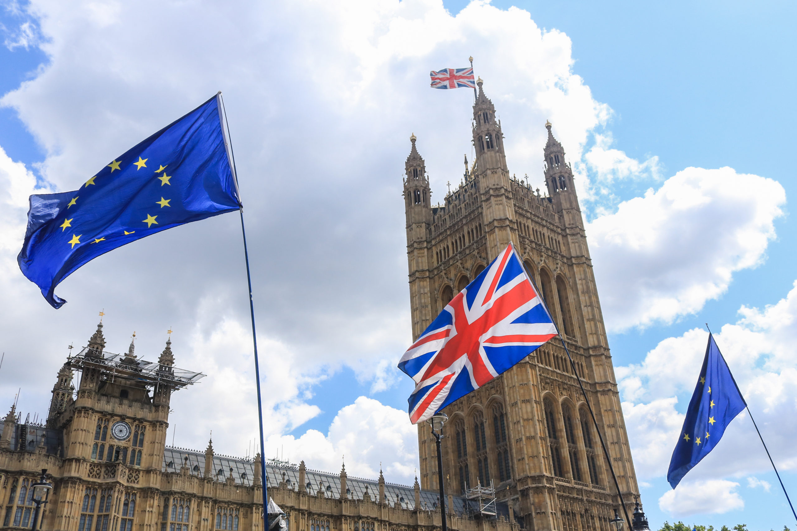 16/03 &#8211; EU/UK Brexit battle reignites